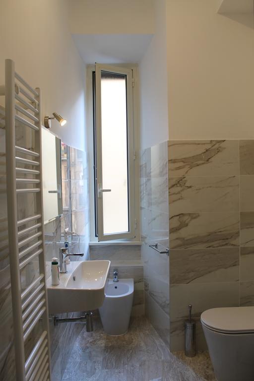 Termini Station Apartment Ai Due Cortili Presso Le Mura Aureliane Roma Eksteriør bilde